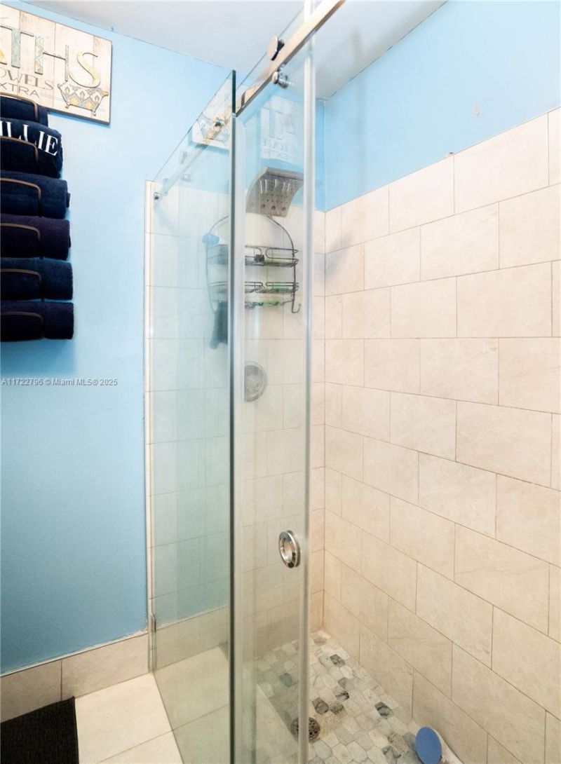 3078 S Oakland Forest Dr, Unit 604, Oakland Park, FL 33309 Photo