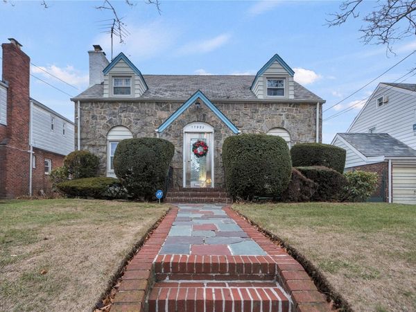 17907 Murdock Avenue, Addisleigh Park, NY 11434