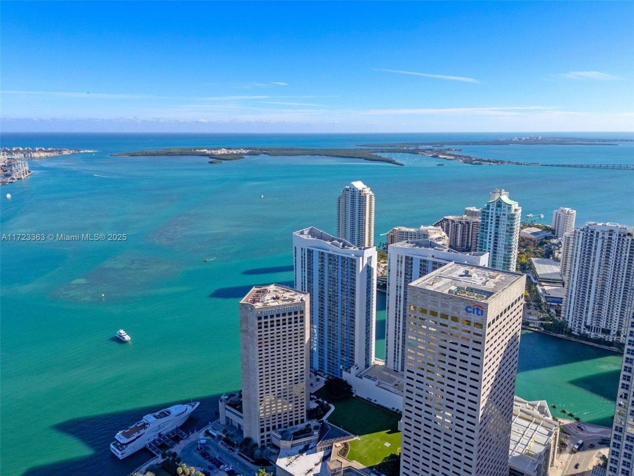 325 S Biscayne Blvd, Unit 3726, Miami, FL 33131 Photo
