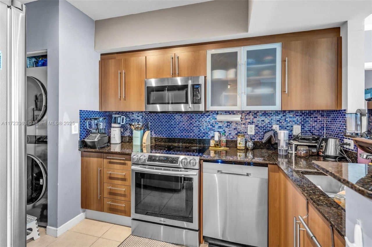 325 S Biscayne Blvd, Unit 3726, Miami, FL 33131 Photo