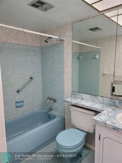 2951 E Sunrise Lakes Drive, Unit 211, Sunrise, FL 33322 Photo