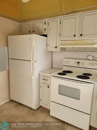 2951 E Sunrise Lakes Drive, Unit 211, Sunrise, FL 33322 Photo