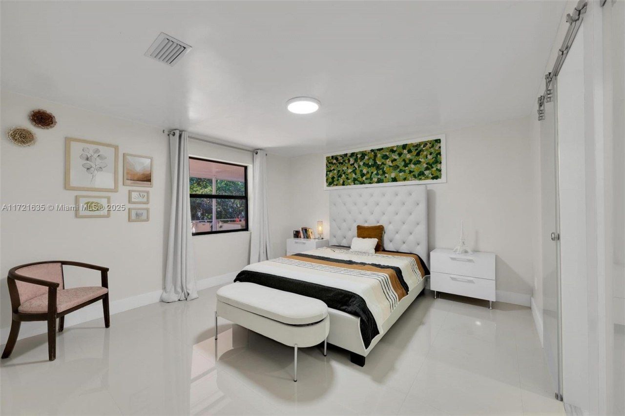 462 E 39th St, Hialeah, FL 33013 Photo