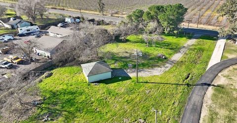 3093 Feather River Blvd, Olivehurst, CA 95961 Photo