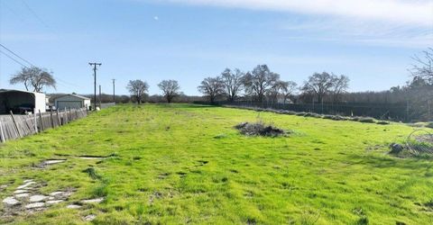 3093 Feather River Blvd, Olivehurst, CA 95961 Photo