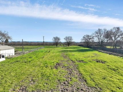 3093 Feather River Blvd, Olivehurst, CA 95961 Photo