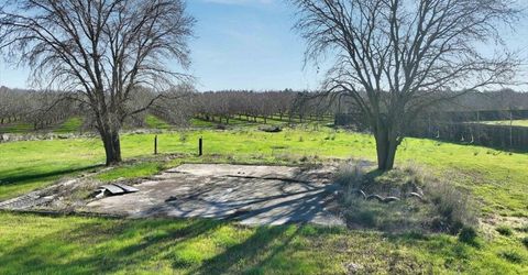 3093 Feather River Blvd, Olivehurst, CA 95961 Photo