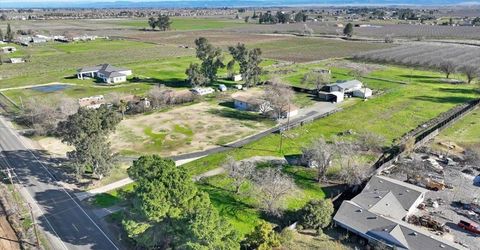 3093 Feather River Blvd, Olivehurst, CA 95961 Photo