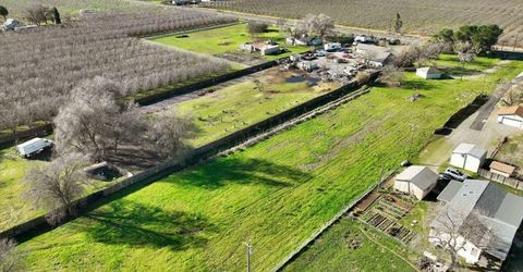 3093 Feather River Blvd, Olivehurst, CA 95961 Photo