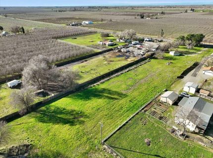 3093 Feather River Blvd, Olivehurst, CA 95961 Photo