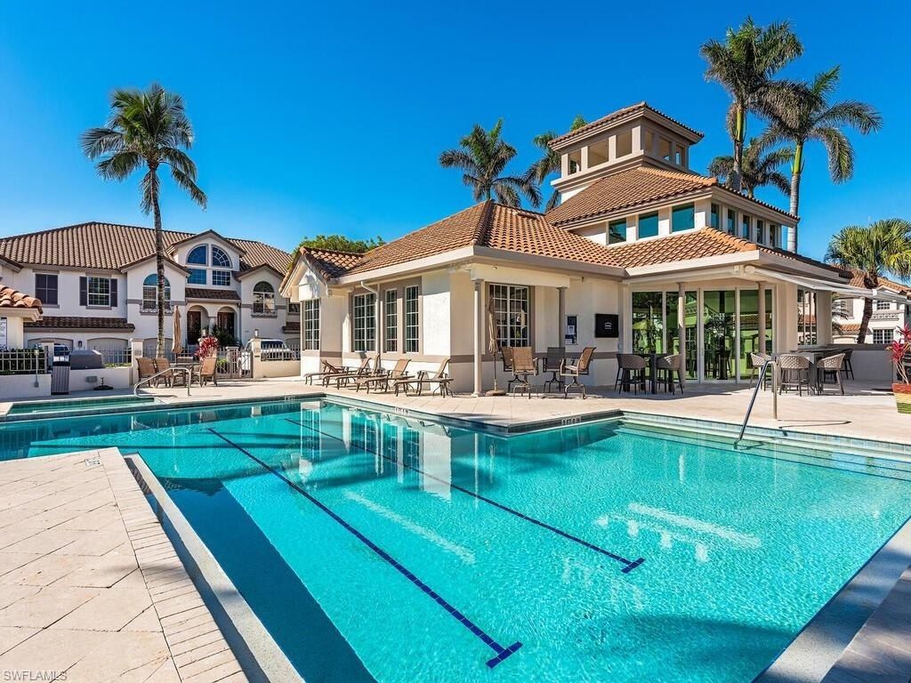 269 Colonade Cir, Unit 2802, Naples, FL 34103 Photo