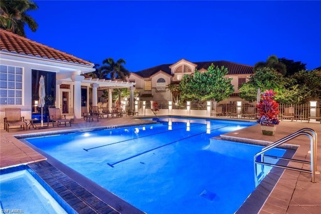 269 Colonade Cir, Unit 2802, Naples, FL 34103 Photo