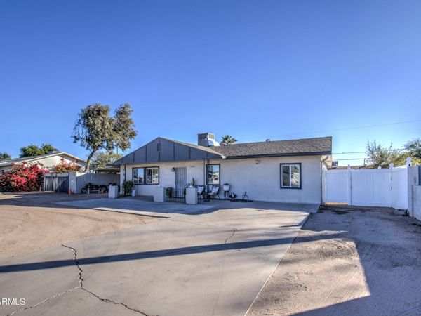 11451 E BROADWAY Road, Mesa, AZ 85208