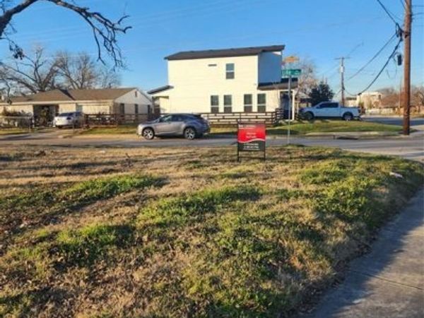 1804 Life Avenue, Dallas, TX 75212