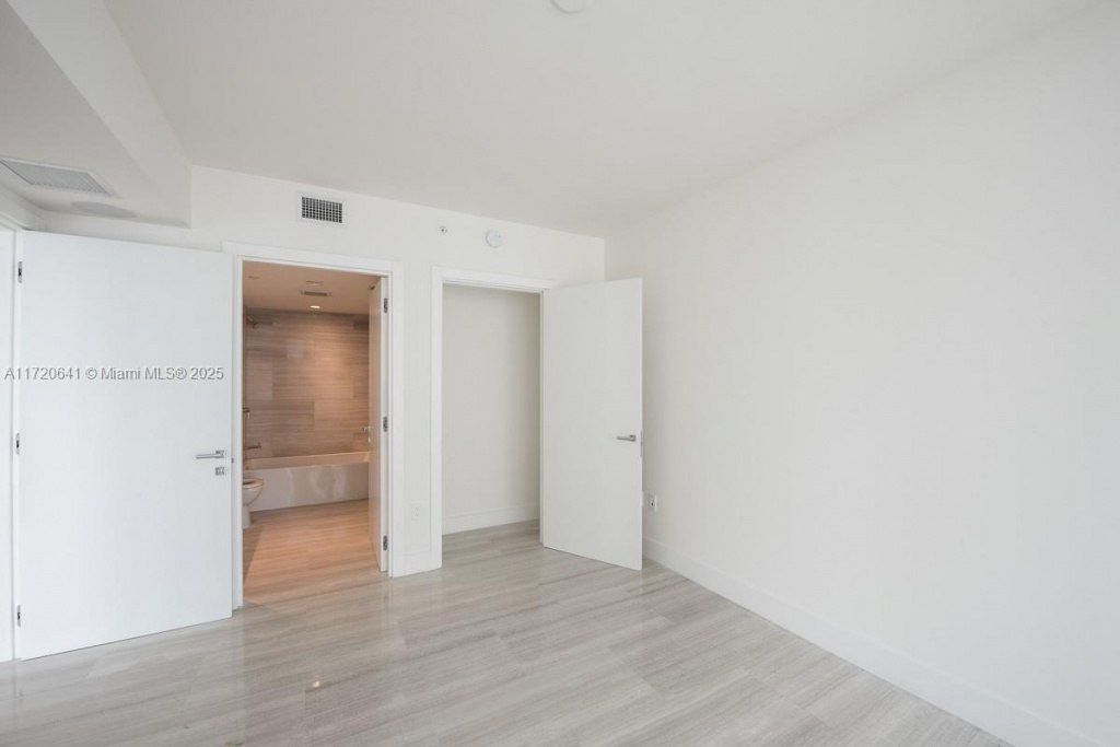 1451 Brickell Ave, Unit 2103, Miami, FL 33131 Photo