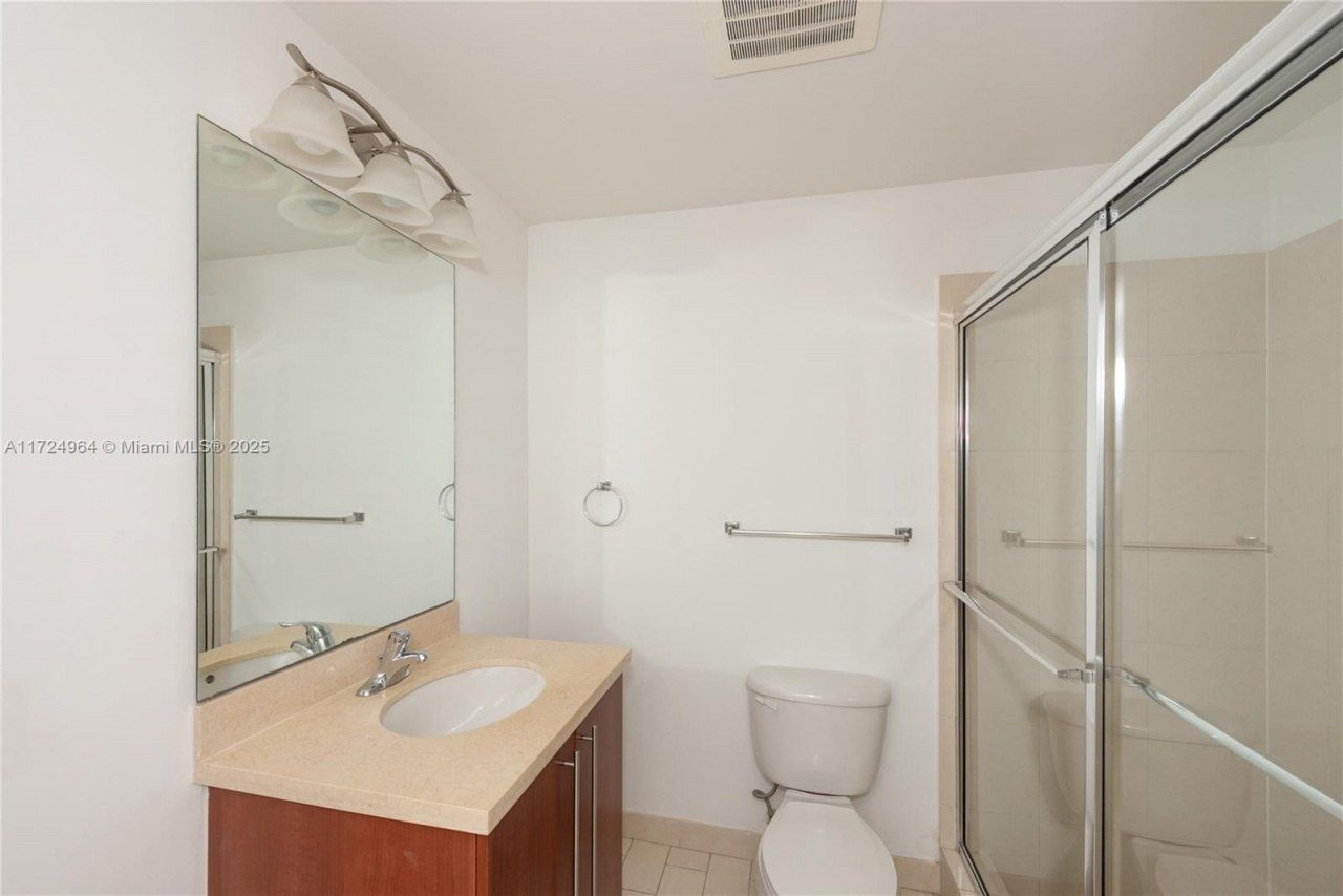 79 SW 12th St, Unit 1107-S, Miami, FL 33130 Photo