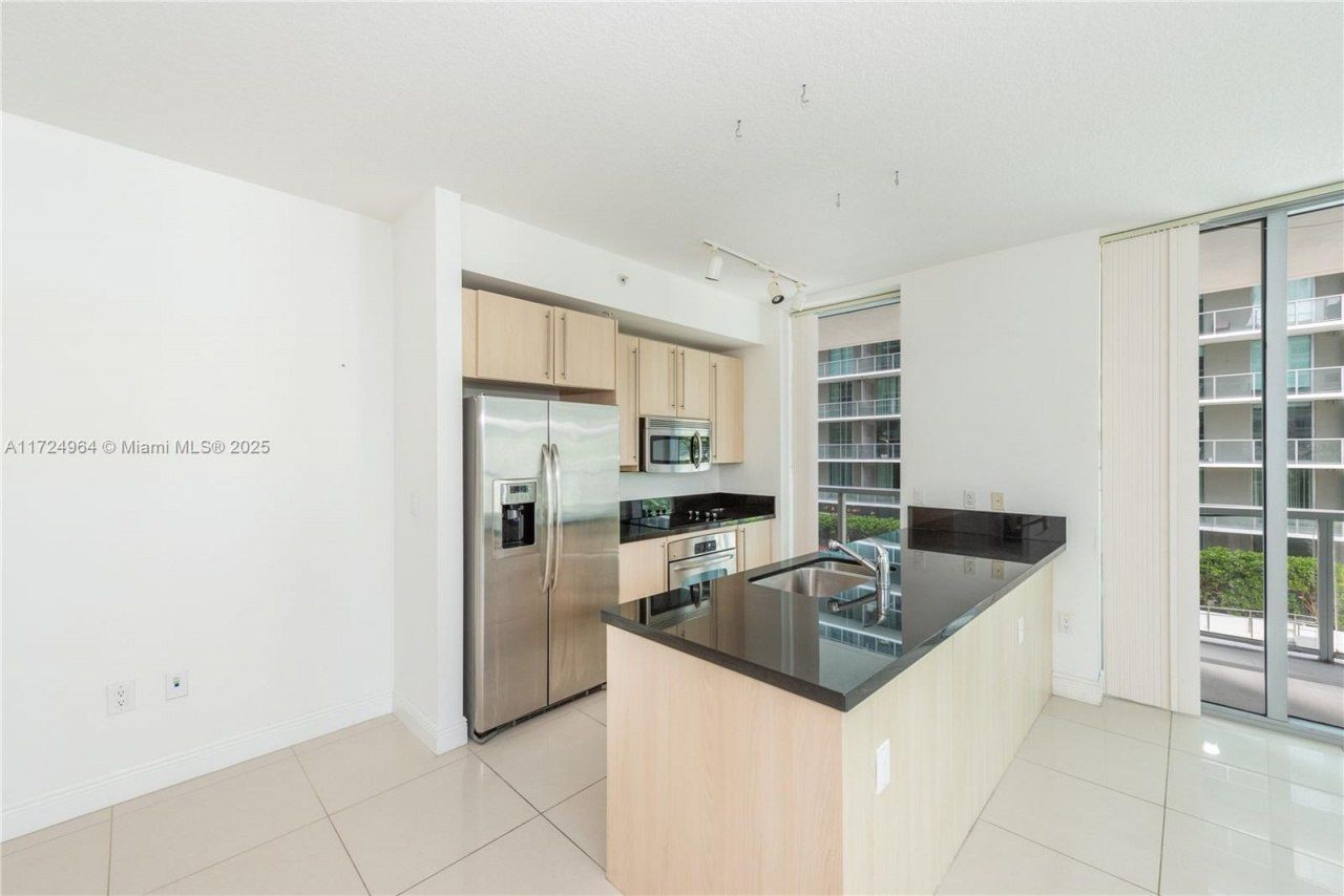 79 SW 12th St, Unit 1107-S, Miami, FL 33130 Photo