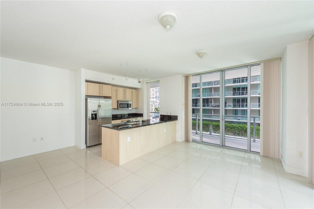 79 SW 12th St, Unit 1107-S, Miami, FL 33130 Photo