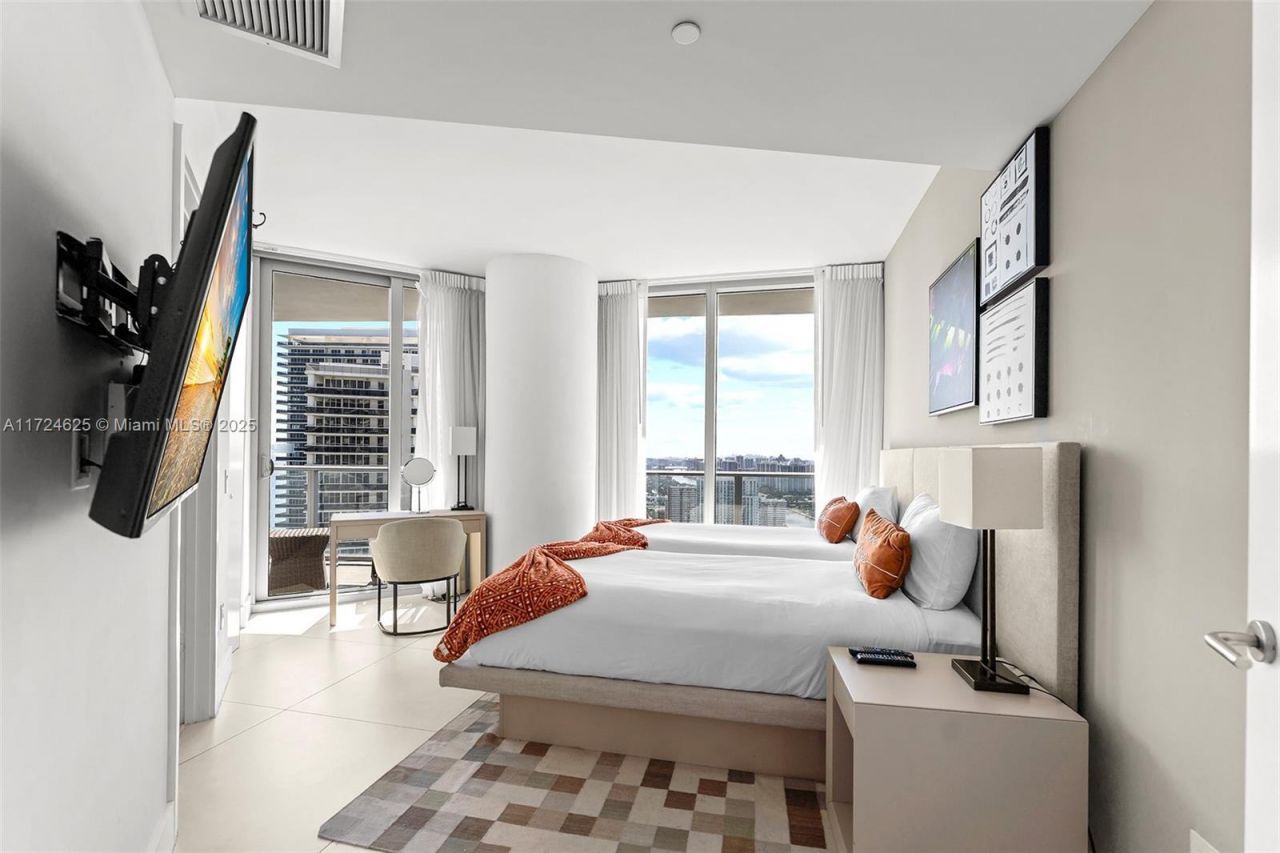 4111 S Ocean Dr, Unit 3511, Hollywood, FL 33019 Photo