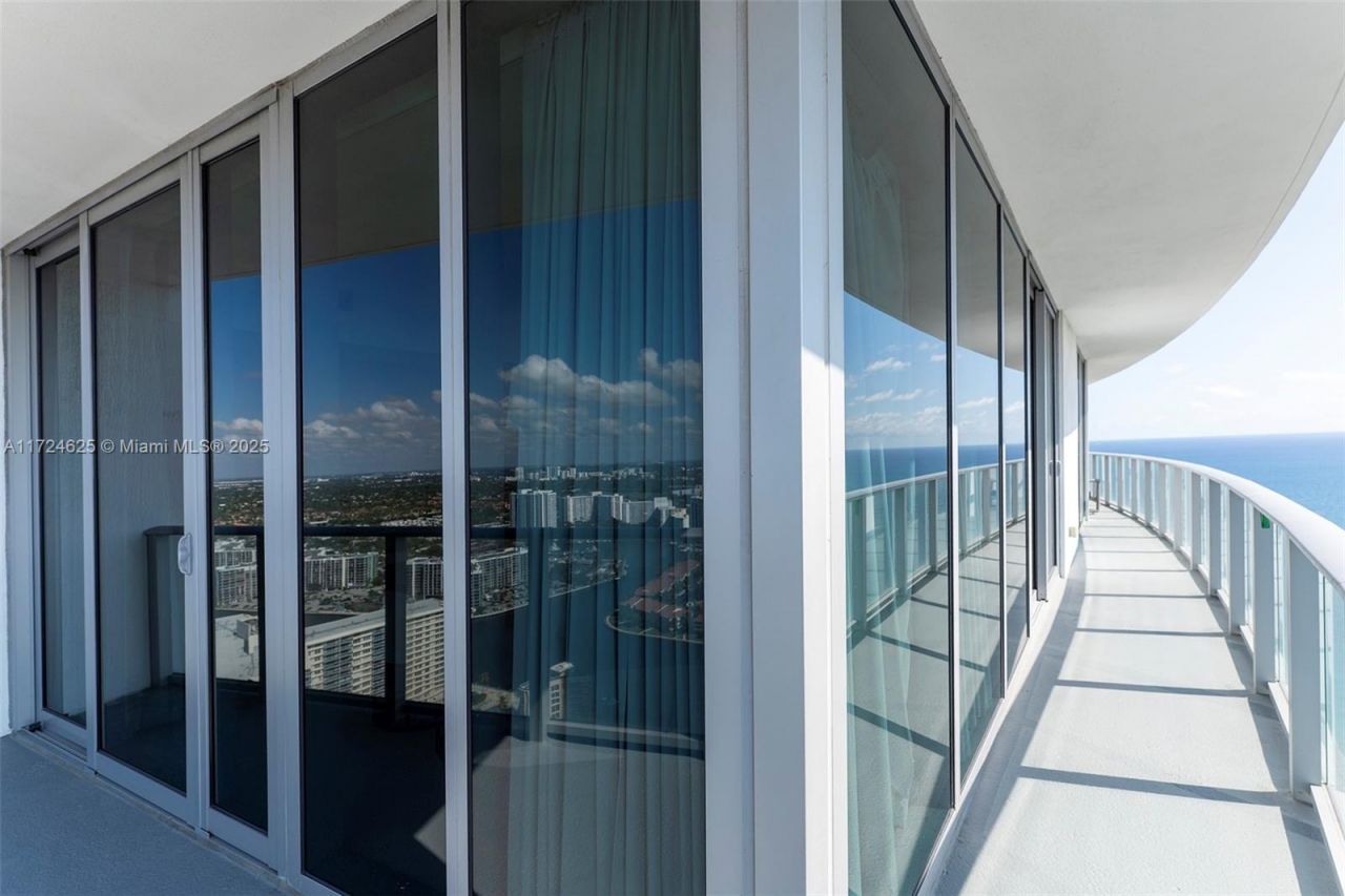 4111 S Ocean Dr, Unit 3511, Hollywood, FL 33019 Photo