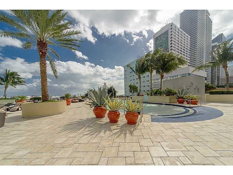 253 NE 2nd Street, Unit 2710, Miami, FL 33132 Photo