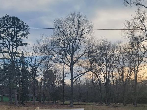 5325 N Market Street, Shreveport, LA 71107