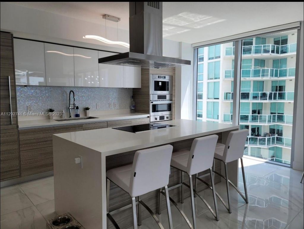 300 Sunny Isles Blvd, Unit 4-1202, Sunny Isles Beach, FL 33160 Photo
