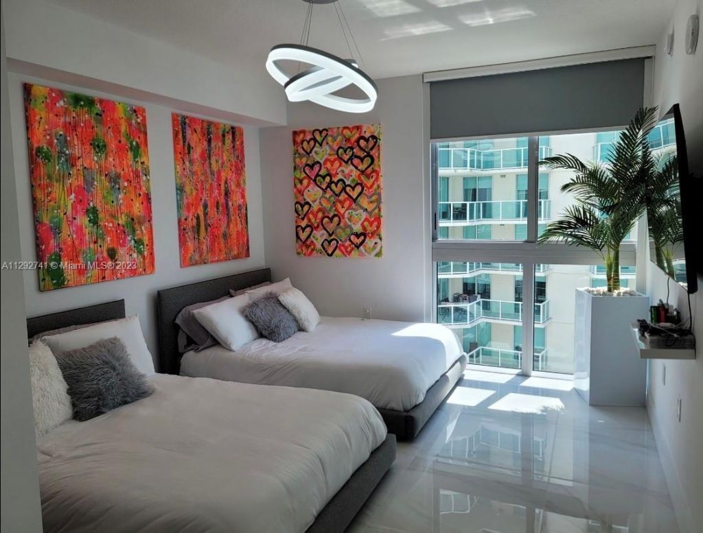 300 Sunny Isles Blvd, Unit 4-1202, Sunny Isles Beach, FL 33160 Photo
