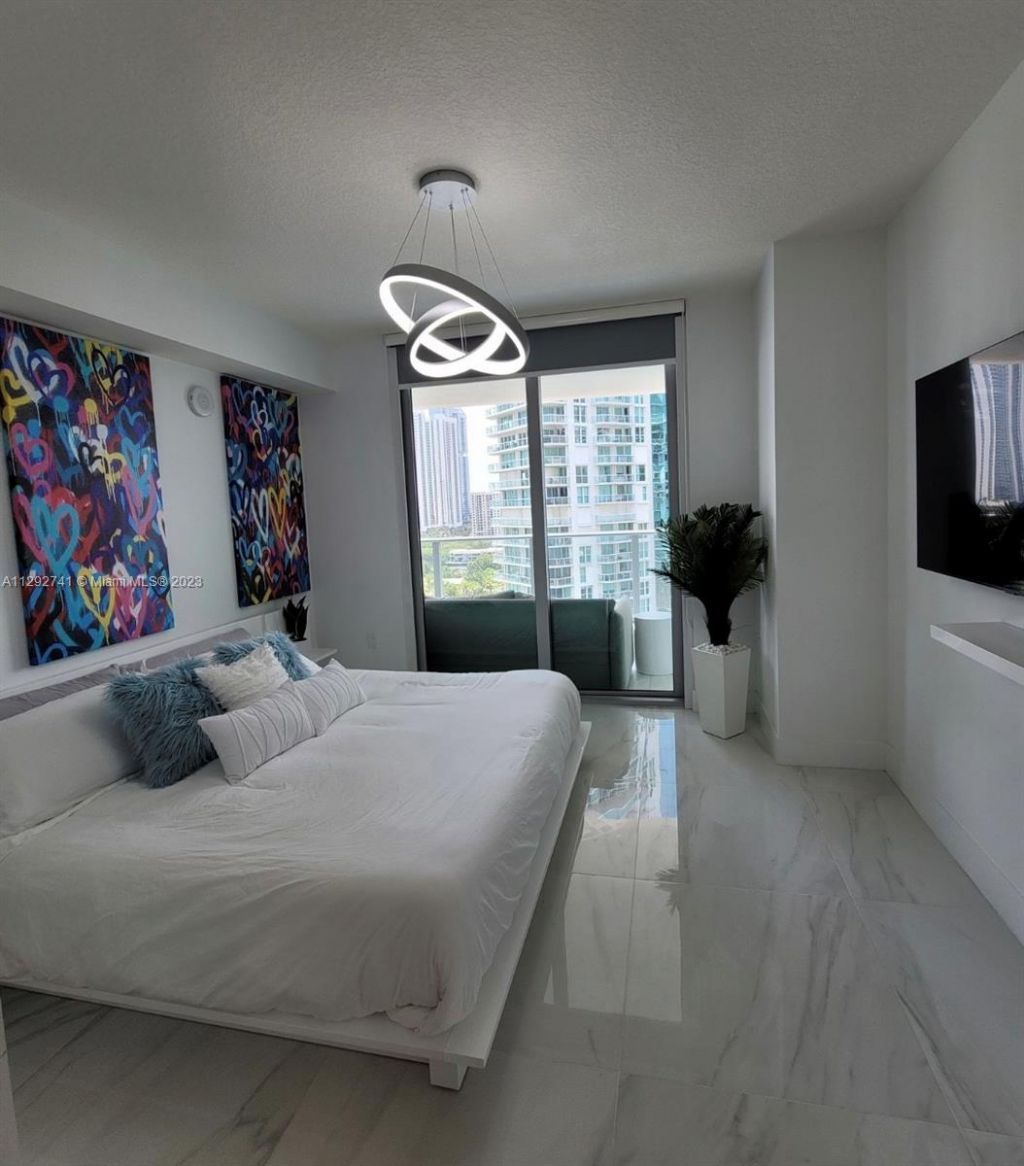 300 Sunny Isles Blvd, Unit 4-1202, Sunny Isles Beach, FL 33160 Photo