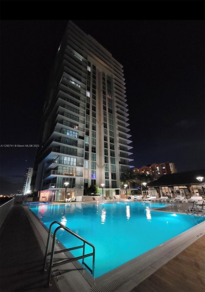 300 Sunny Isles Blvd, Unit 4-1202, Sunny Isles Beach, FL 33160 Photo