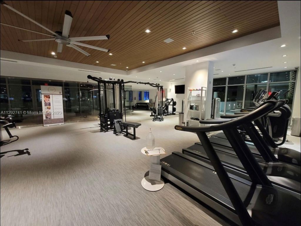 300 Sunny Isles Blvd, Unit 4-1202, Sunny Isles Beach, FL 33160 Photo