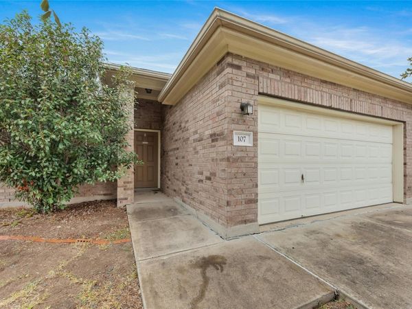107 Saul ST, Hutto, TX 78634