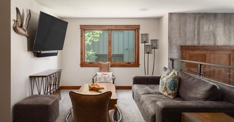 30 Lake Parkway, Unit 15, South Lake Tahoe, CA 96150 Photo