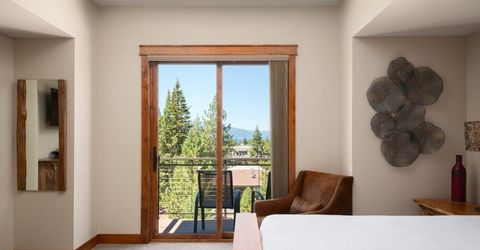 30 Lake Parkway, Unit 15, South Lake Tahoe, CA 96150 Photo