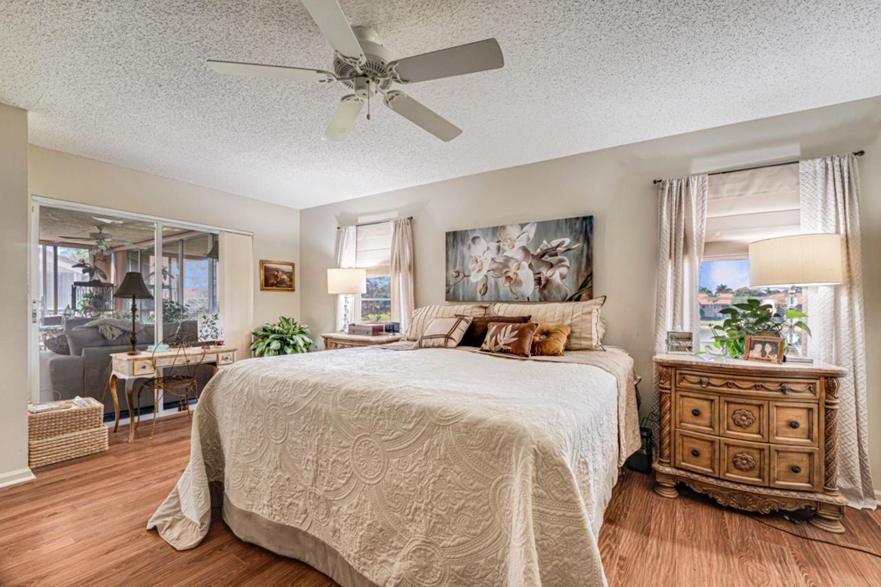 9817 Seacrest Circle, Unit 201, Boynton Beach, FL 33437 Photo