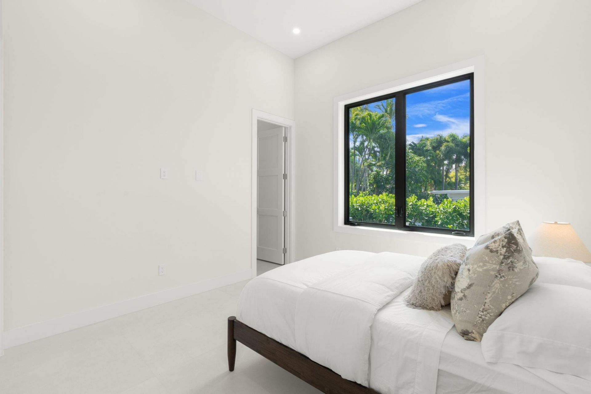 2724 NE 21st Court, Fort Lauderdale, FL 33305 Photo