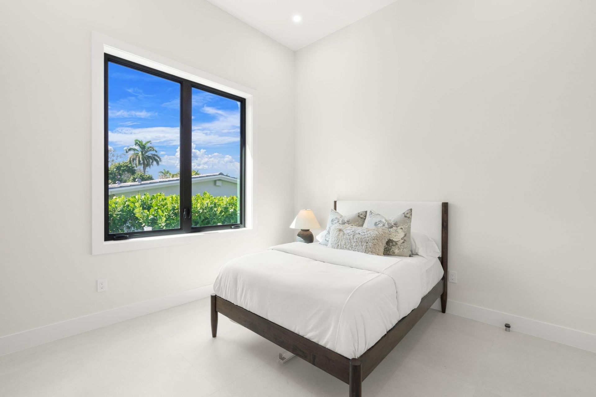 2724 NE 21st Court, Fort Lauderdale, FL 33305 Photo