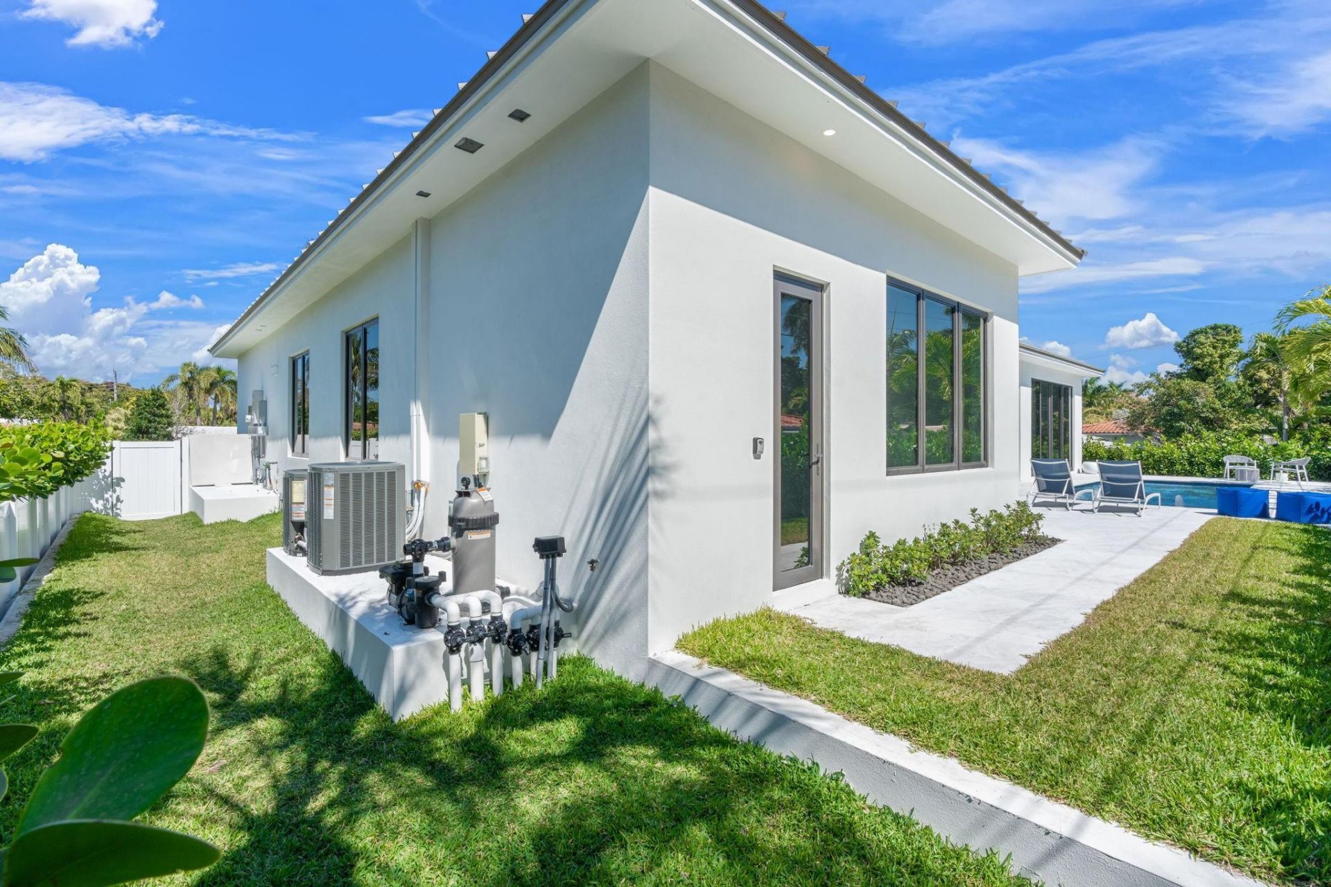 2724 NE 21st Court, Fort Lauderdale, FL 33305 Photo