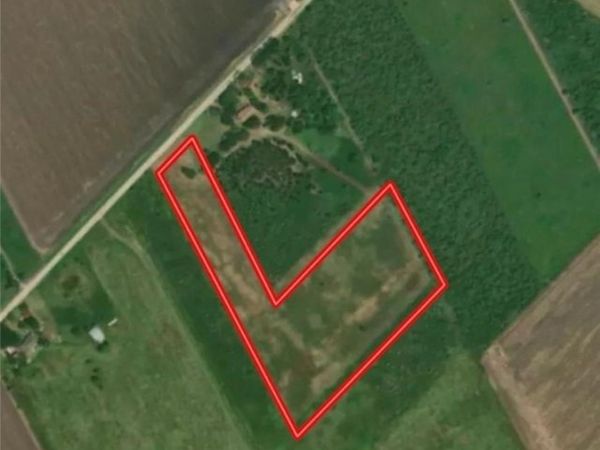 08 County Road 319, Edna, TX 77957