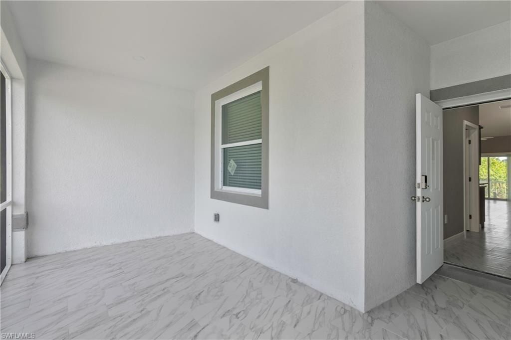 113-115 Gilbert Ave S, Lehigh Acres, FL 33973 Photo