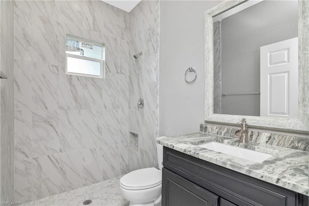 113-115 Gilbert Ave S, Lehigh Acres, FL 33973 Photo