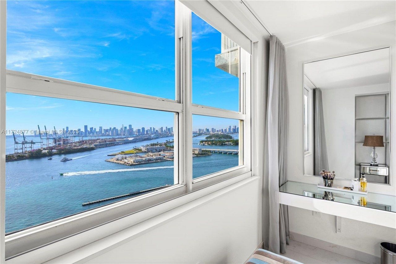 90 Alton Rd, Unit 3010, Miami Beach, FL 33139 Photo