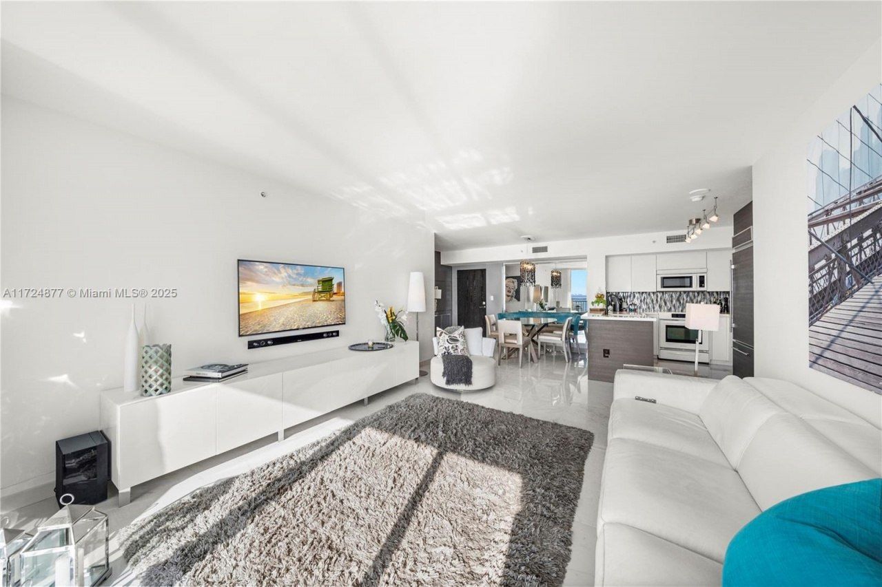 90 Alton Rd, Unit 3010, Miami Beach, FL 33139 Photo