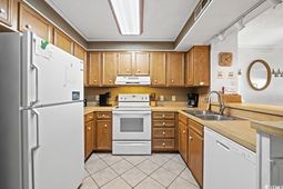 9570 Shore Dr. photo 4