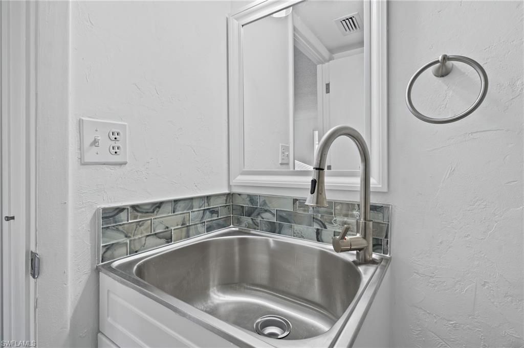 3340 New South Province Blvd, Unit 3, Fort Myers, FL 33907 Photo