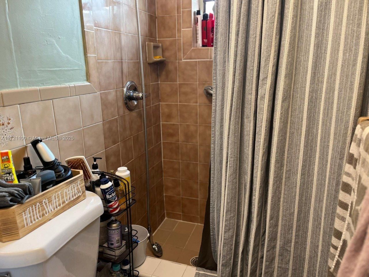 6760 W 6th Ct, Hialeah, FL 33012 Photo