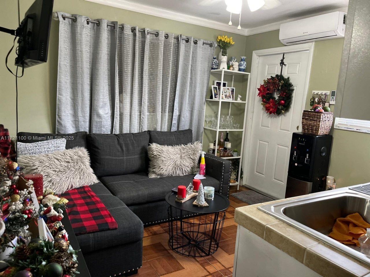 6760 W 6th Ct, Hialeah, FL 33012 Photo