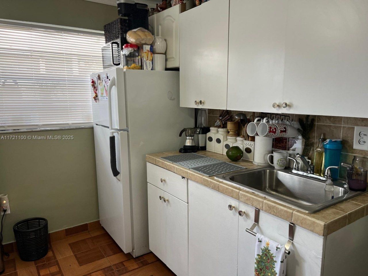 6760 W 6th Ct, Hialeah, FL 33012 Photo