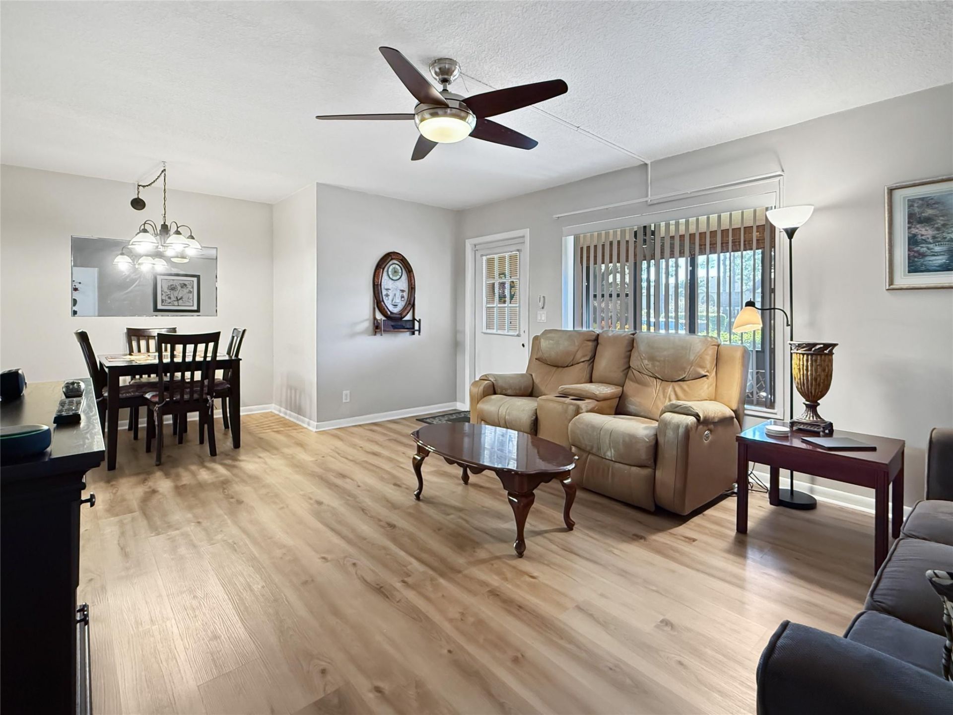 330 Knotty Pine Circle, Unit A1, Greenacres, FL 33463 Photo