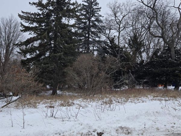 152 Oakdale Avenue, Manchester, NH 03103